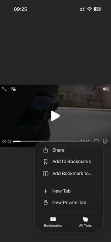 iPhoneでX動画を保存するSafariの共有メニュー